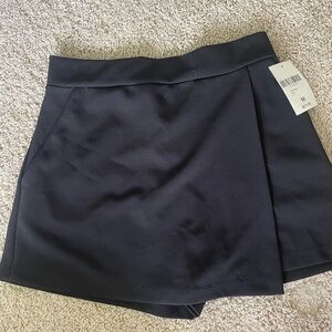 Forever 21 skirt/shorts